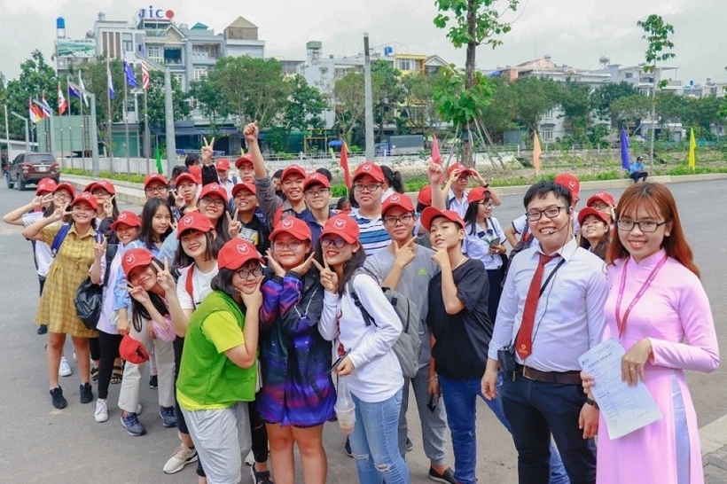 Khối ngành Văn hóa - Du lịch.
