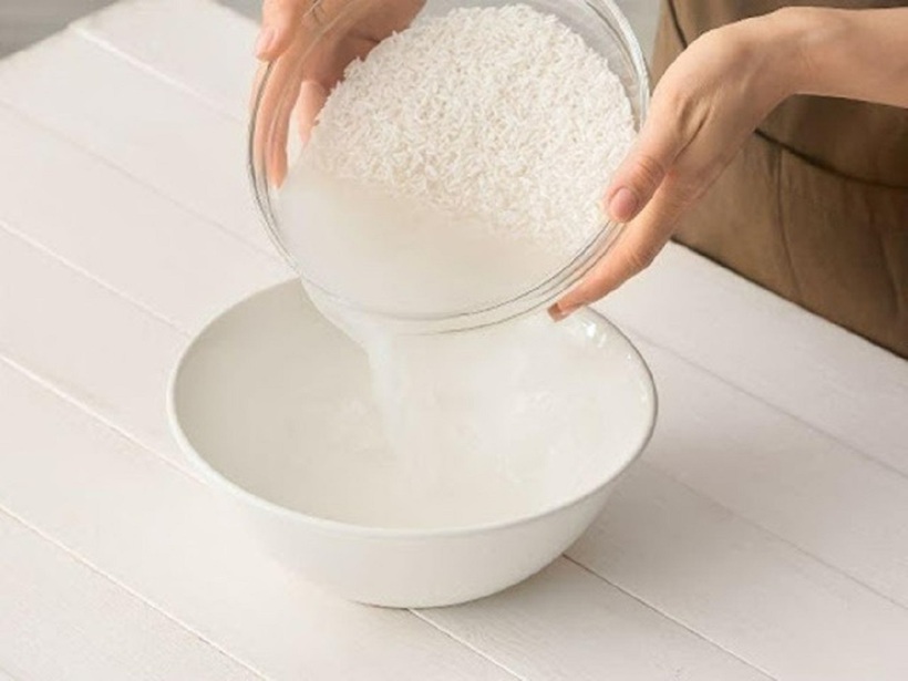 Nước vo gạo chứa hàm lượng lớn vitamin B, inositol và các khoáng chất thiết yếu.