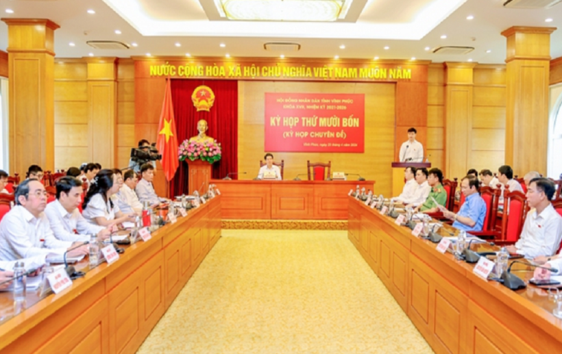 Toàn cảnh Kỳ họp thứ 14, HĐND tỉnh Vĩnh Phúc khóa XVII. Ảnh: Dân trí