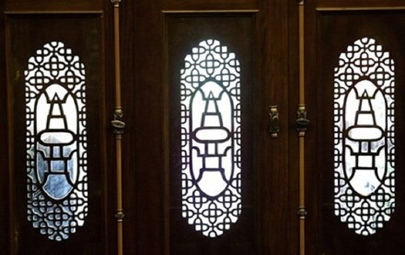 Căn nhà được xác nhận kỷ lục Guiness Việt Nam về nhà sàn bằng gỗ lim lớn nhất Việt Nam.