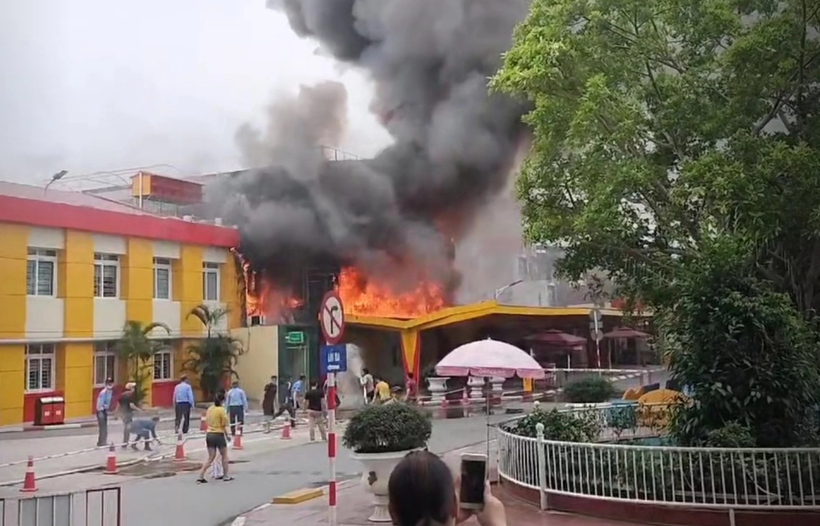 Hiện trường vụ cháy tại Bệnh viện Nhi Đức. (Ảnh: Người lao động)