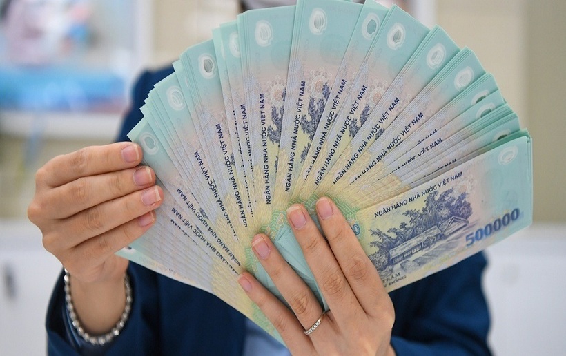 Thù lao sếp ngân hàng: Nơi chi trả khiêm tốn, nơi cao ngất ngưởng