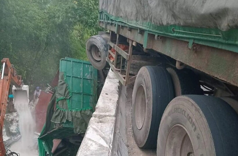 Hiện trường xảy ra vụ tai nạn. Ảnh: Báo Dân trí.