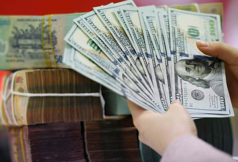 Tỷ giá USD/VND hôm nay ngày 2/5/2024: USD thế giới lao dốc. Ảnh minh họa