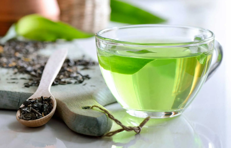 Những người không nên uống trà xanh kẻo mang bệnh vào người.