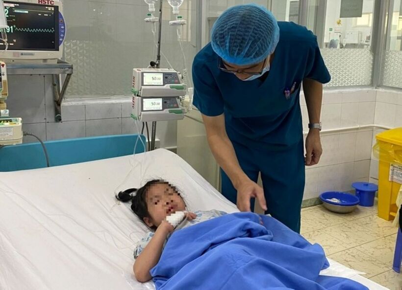 Để tạo điều kiện học tập và điều trị cho các em học sinh, Sở GD&ĐT Đồng Nai đã giao các cơ sở giáo dục chủ động theo dõi, giới hạn thời gian kiểm tra học kỳ 2 từ ngày 20/4 – 15/5. Ảnh: Sức khỏe & Đời sống