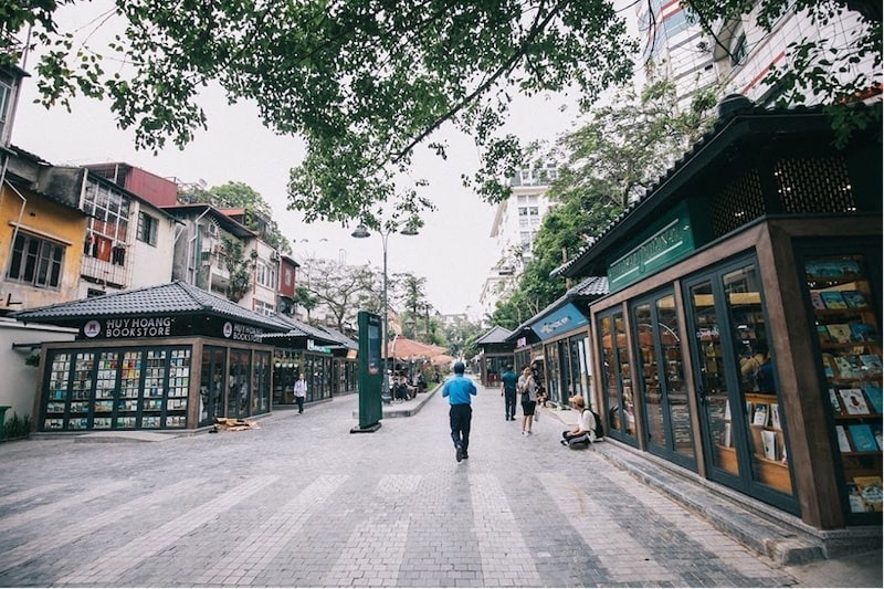 Phố sách 19/02 Hà Nội.