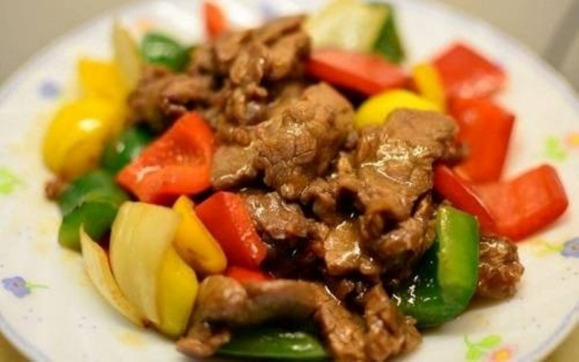 Món thịt bò xào chua ngọt vô cùng bắt mắt và ngon miệng