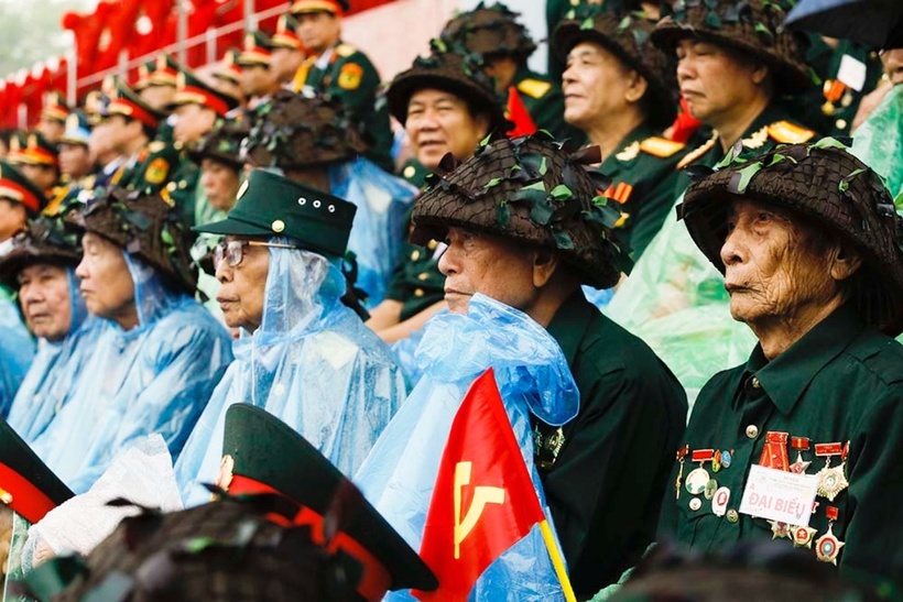 Lễ diễu binh hào hùng kỷ niệm 70 năm Chiến thắng Điện Biên Phủ - 14