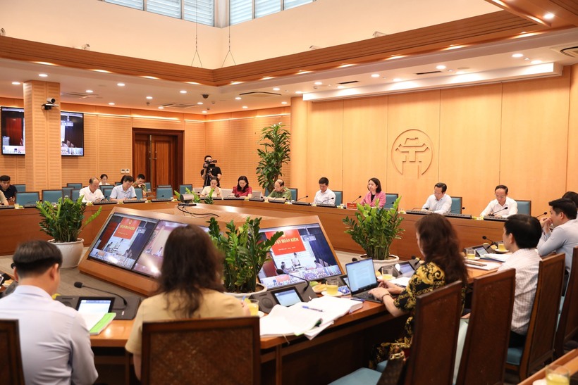 Toàn cảnh phiên họp ngày 7/5