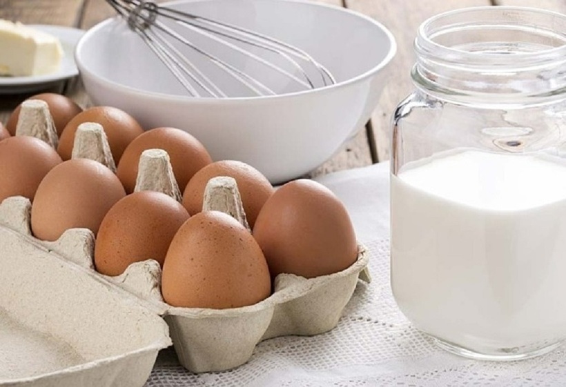 Ăn sáng với trứng và sữa có thể mang lại nhiều lợi ích cho sức khỏe.