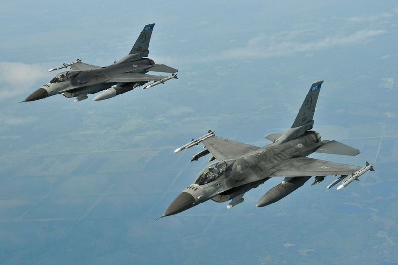 Việc cung cấp tiêm kích F-16 cho Ukraine được tiến hành thầm lặng. Ảnh: Getty Images