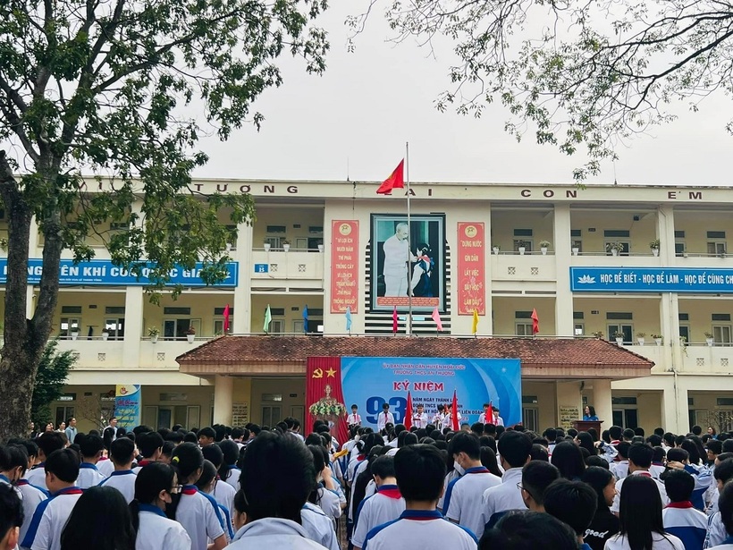 Trường THCS An Thượng. Ảnh: Dân Việt