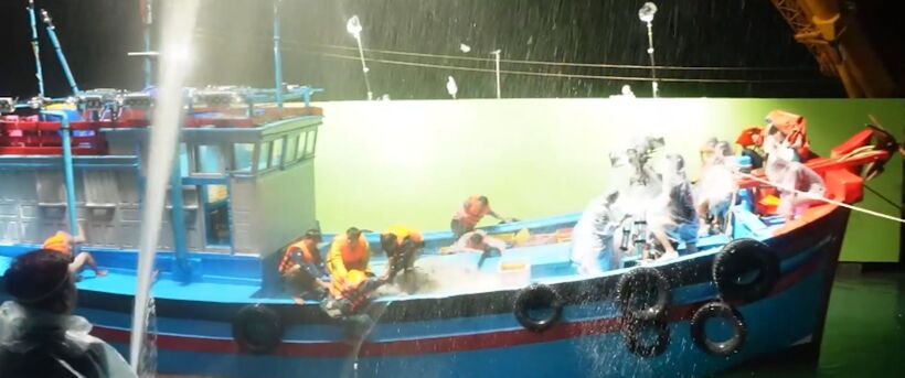 Lý Hải thực hiện đại cảnh bão tố thót tim xuyên màn đêm - 3