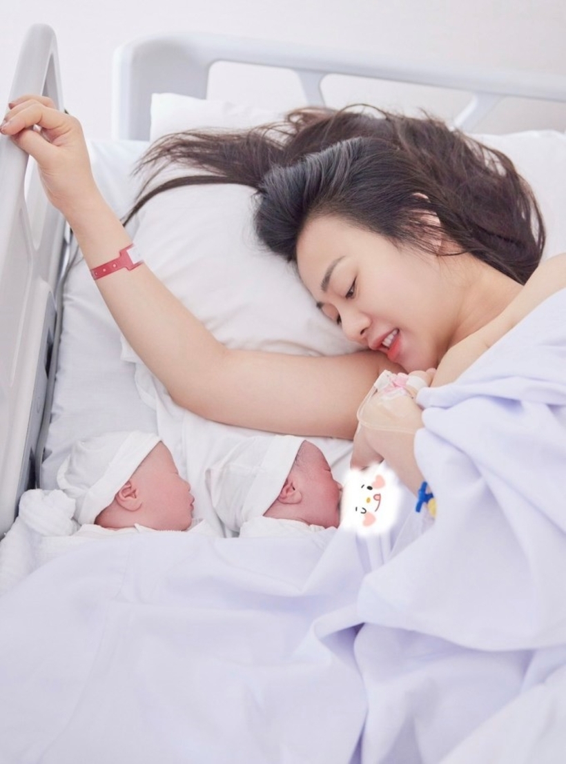 Phương Oanh đã sinh con.