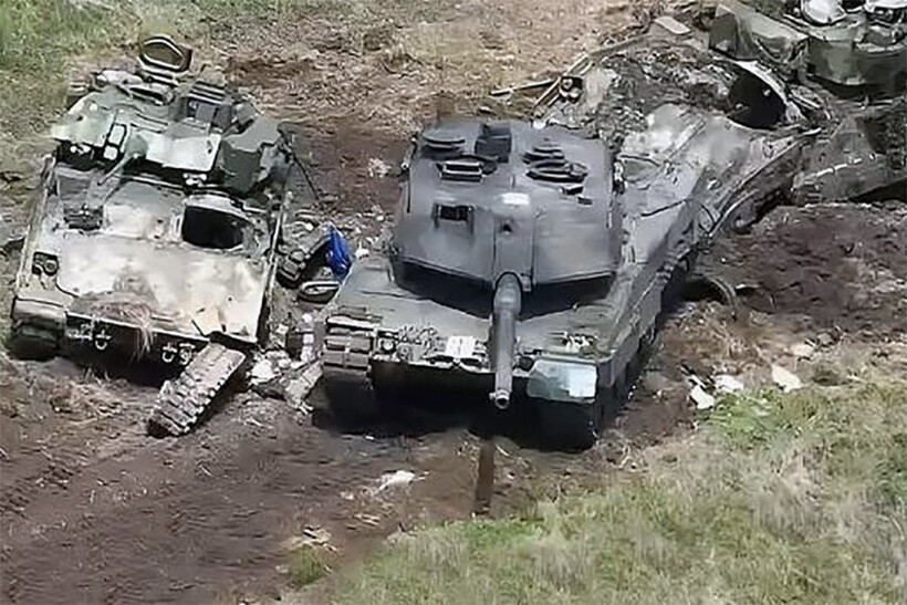 Các xe tăng và xe bọc thép của Ukraine bị phá hủy trong giao tranh với quân Nga. Ảnh: bulgarianmilitary.com