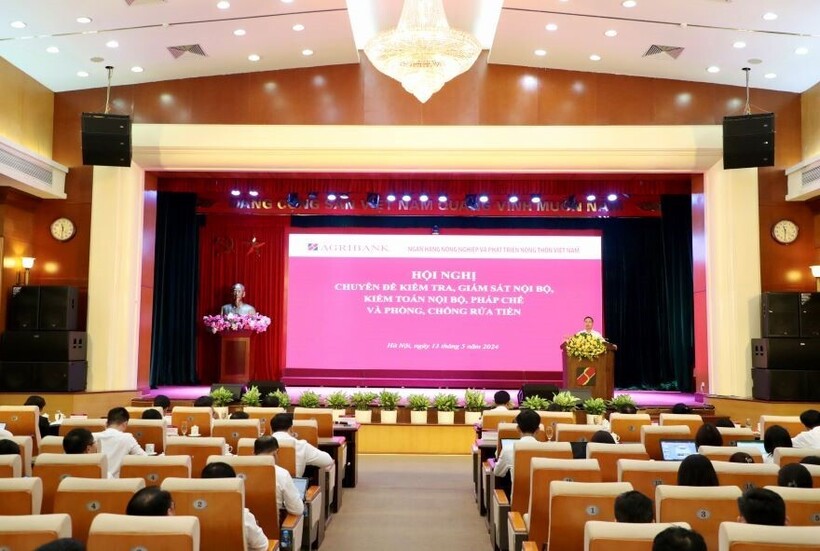 Toàn cảnh Hội nghị