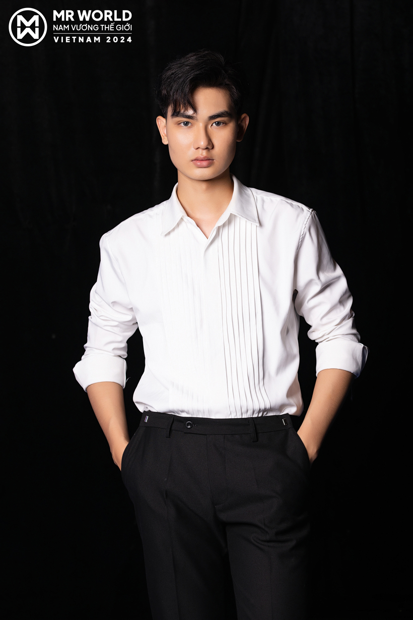 Nguyễn Hữu Khanh.