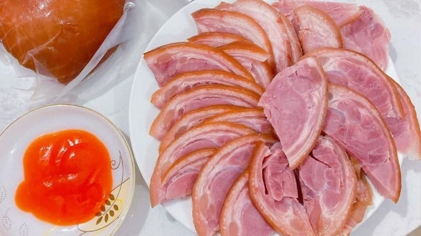 Lợi ích và nguy cơ tiềm ẩn khi ăn thịt muối thường xuyên.