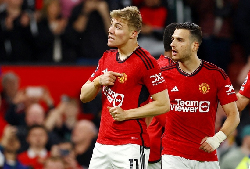 MU có quà tri ân cho người hâm mộ ở trận đấu cuối cùng trên sân Old Trafford mùa này. Ảnh: Vietnamnet.