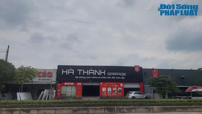 Nhiều công trình có dấu hiệu xây dựng trái phép trên tuyến đường 2,5 (Định Công), ảnh hưởng đến việc lưu thông của người dân