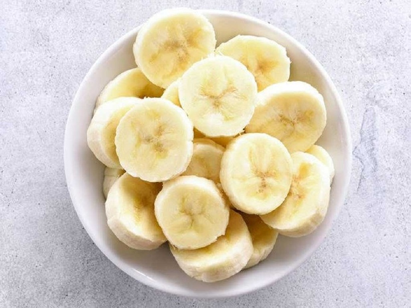Người bị tiểu đường nên hạn chế ăn chuối, đặc biệt là chuối chín quá.