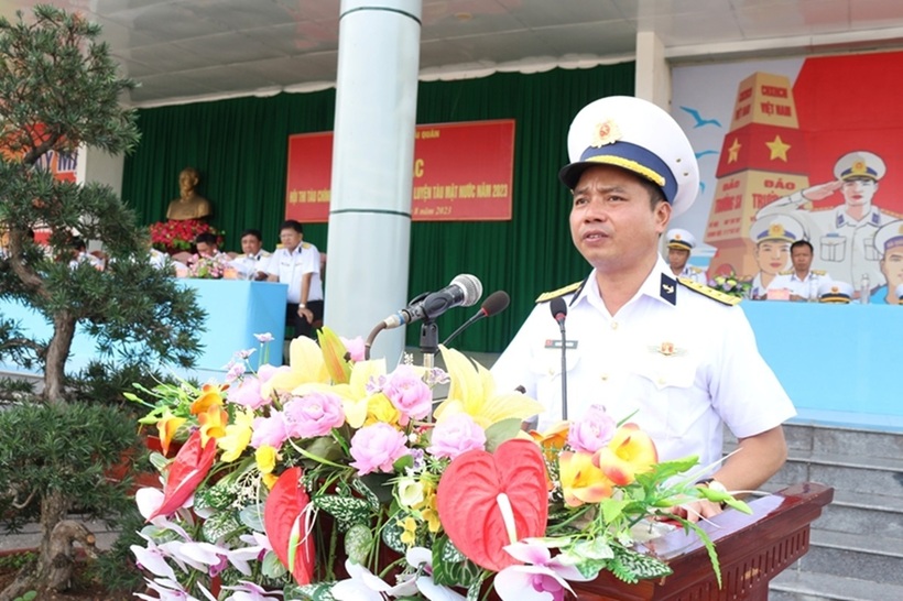 Đại tá Nguyễn Văn Bách, Phó Tư lệnh kiêm Tham mưu trưởng Quân chủng Hải quân, Bộ Quốc phòng. Ảnh: Cổng thông tin Chính phủ.