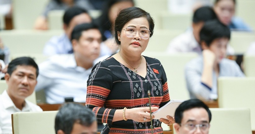 ĐBQH Nguyễn Thị Sửu.