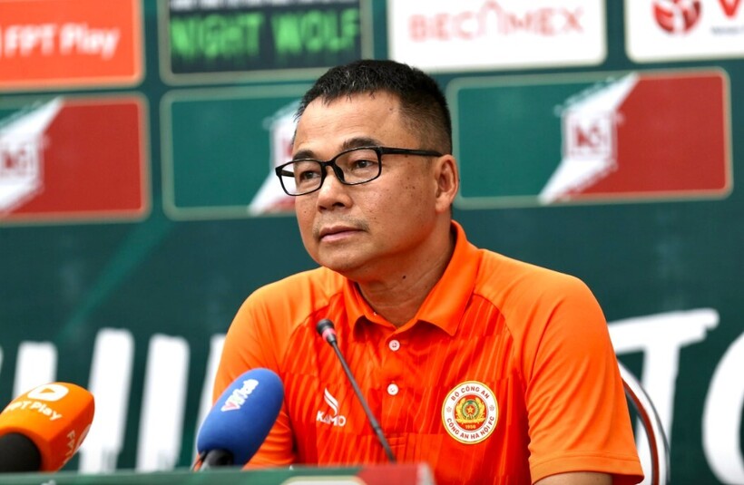 HLV Trần Tiến Đại. Ảnh: Báo Thanh niên.