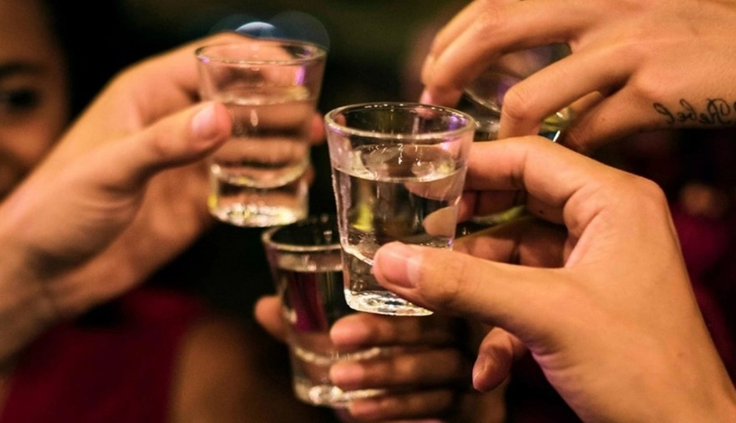 Bí quyết uống rượu bia không lo say xỉn.