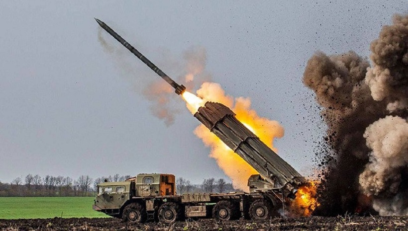 Hệ thống pháo phản lực tự hành hạng nặng của Nga BM30 Smerch. Ảnh: defense-update.com