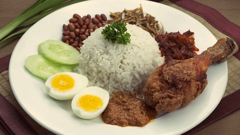 Cơm béo - Nasi Lemak.