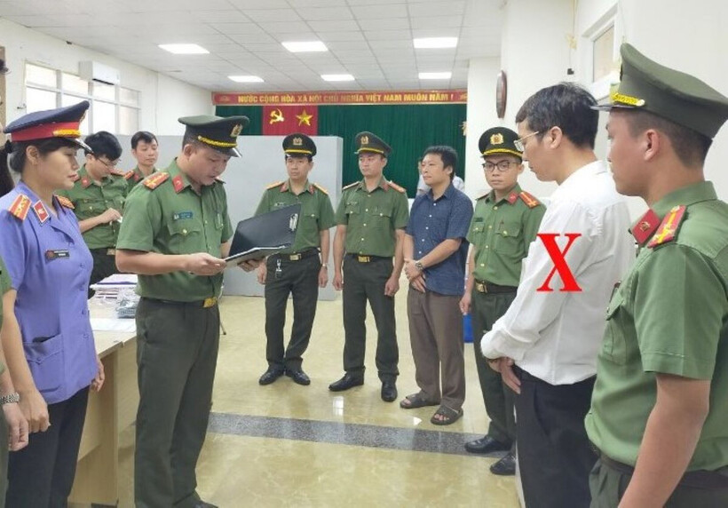 Nguyễn Thế Hùng, nguyên Giám đốc Chi nhánh Văn phòng đăng ký đất đai TP Sầm Sơn bị bắt. Ảnh: Vietnamnet