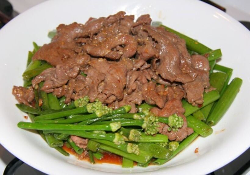 Đậu bắp xào thịt bò là món ăn ngon miệng, dễ làm và đầy đủ dinh dưỡng