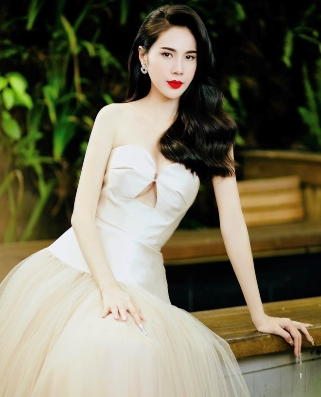 Thủy Tiên.