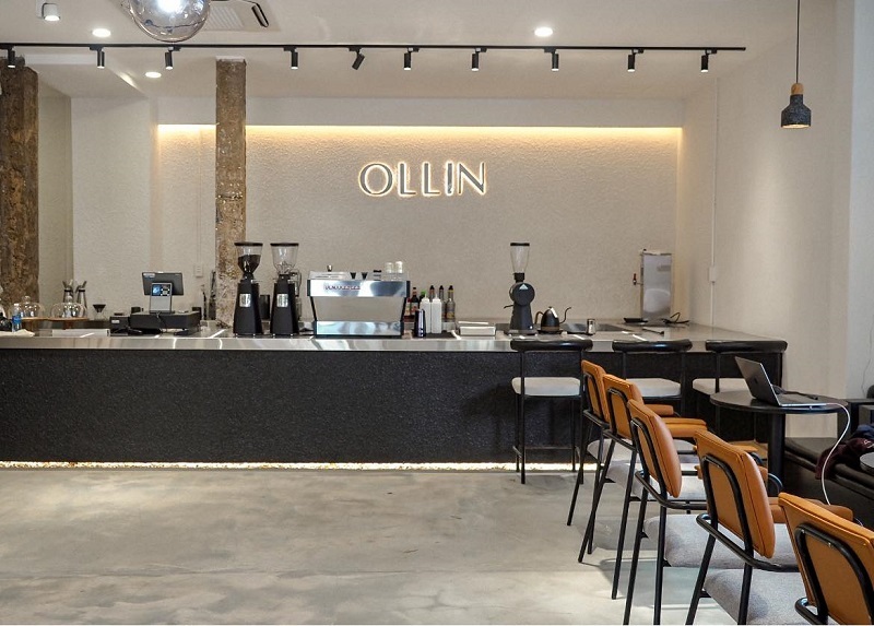 Bên trong Ollin có quầy bar và những khu vực yên tĩnh. Ảnh: FB Ollin Café