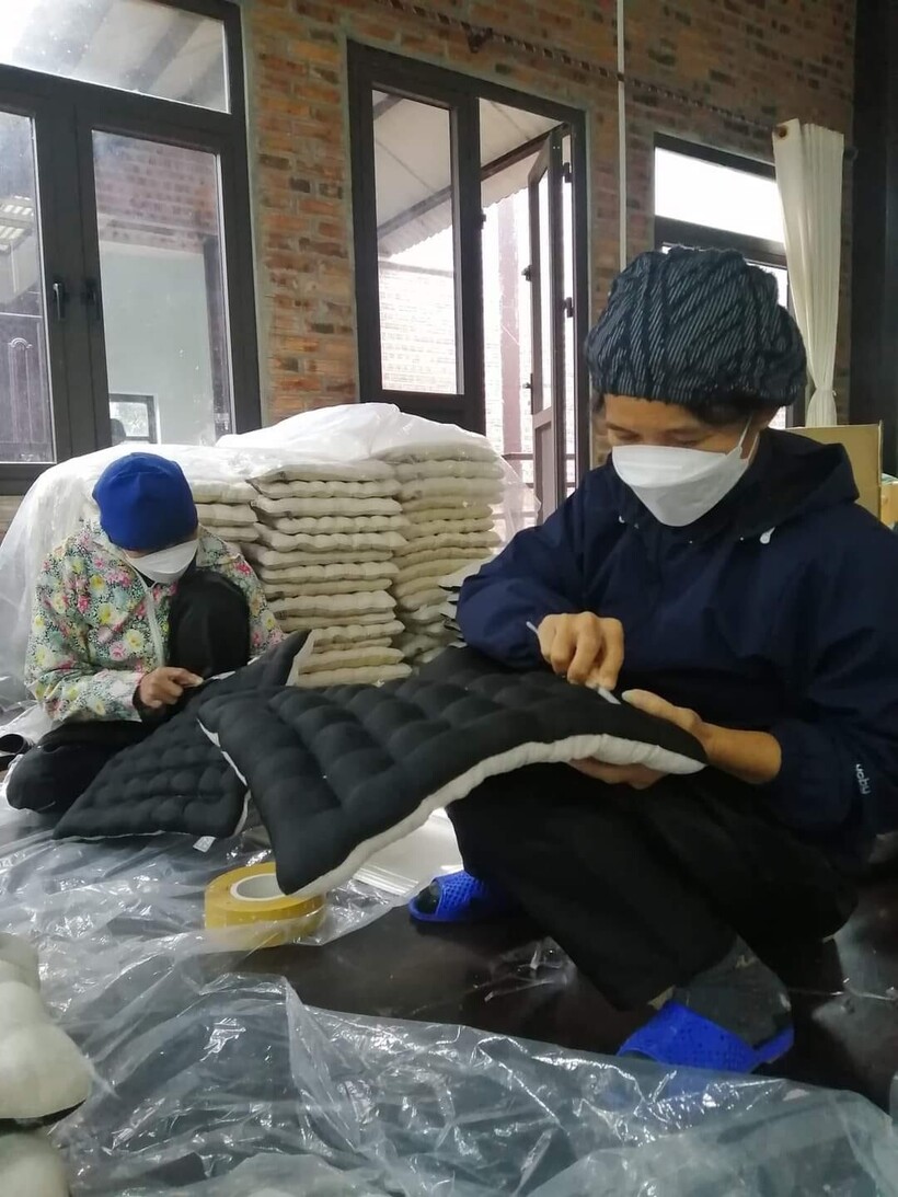 Các sản phẩm của Doanh nghiệp thêu Minh Trang hiện không chỉ có mặt ở nhiều tỉnh, thành trong cả nước mà còn xuất khẩu tại nhiều nước như Anh, Pháp, Úc, Hàn Quốc, Nhật Bản, Italia…