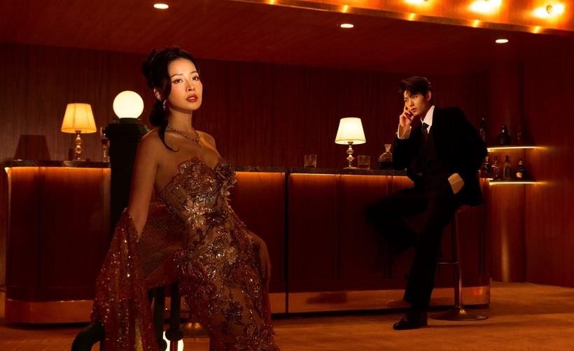 MV "Finding You" là câu chuyện tình yêu diễn ra trên con tàu định mệnh