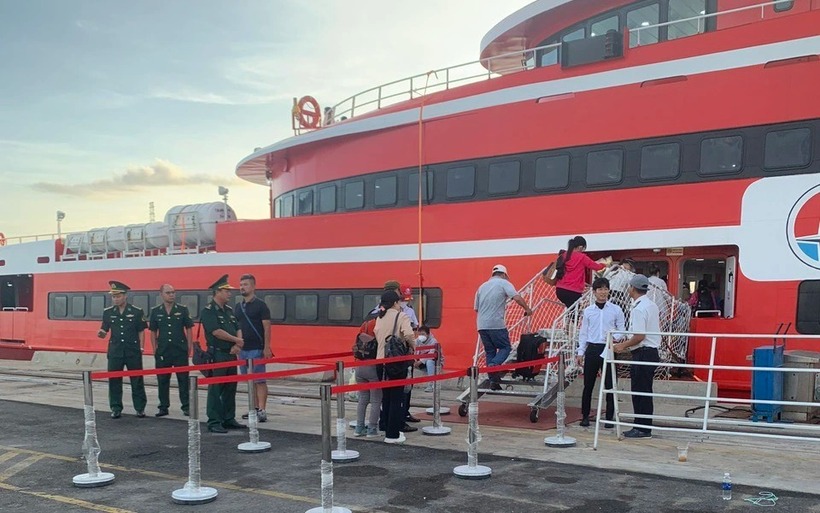 Tuyến tàu cao tốc TP.HCM - Côn Đảo vừa được khai trương từ ngày 13/5. Ảnh: Giao thông