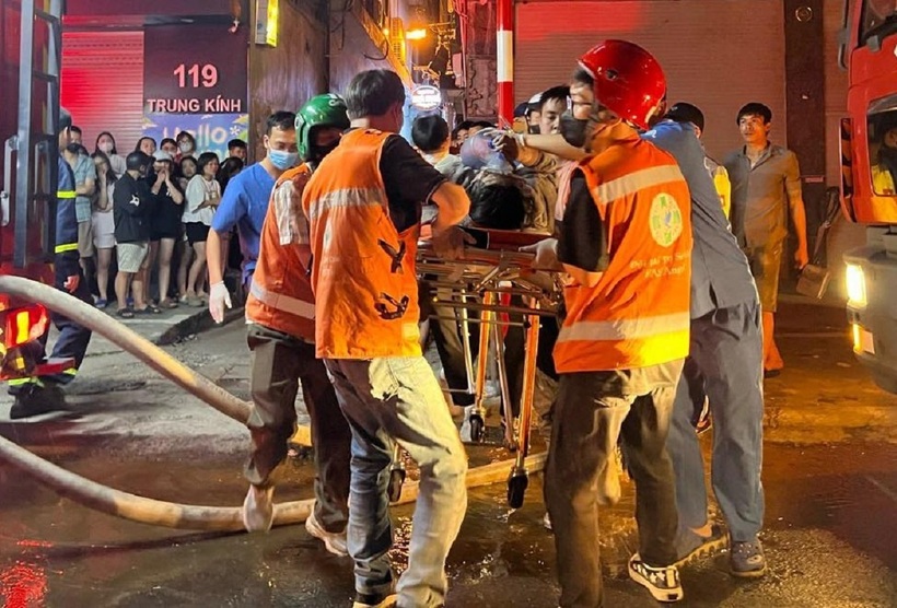 Hiện trường tan hoang vụ cháy nhà trọ 5 tầng ở Hà Nội, nhiều người chết - 10