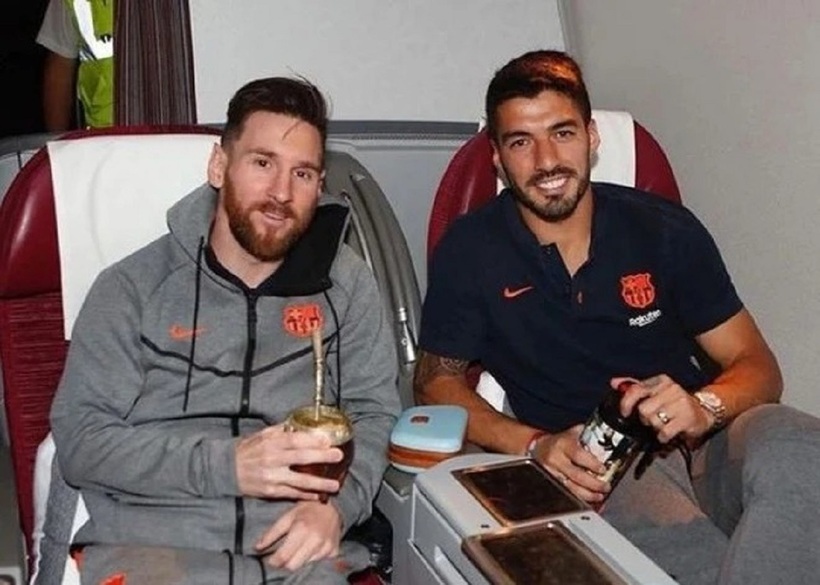Bạn thân của Messi là Luis Suarez cũng thích loại nước uống này