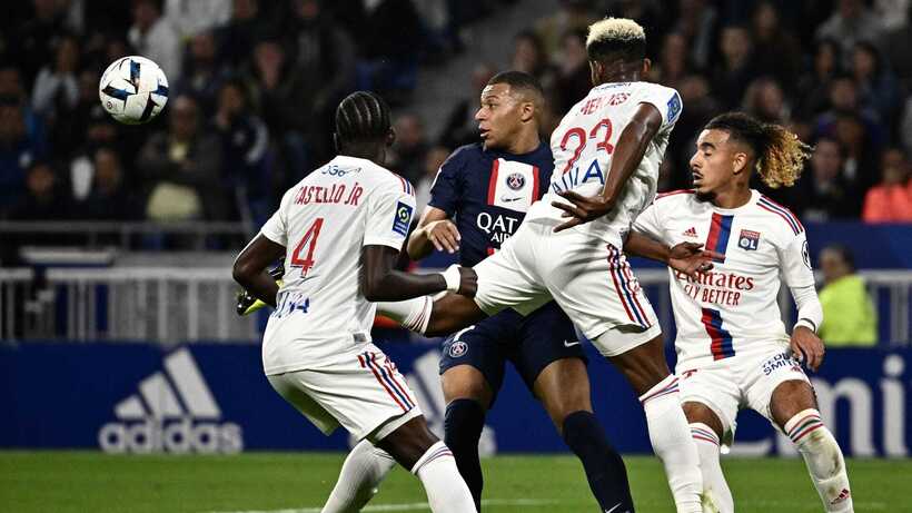 Nhận định trận Lyon với PSG.
