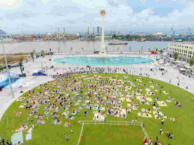 Hơn 5.000 khách mời vỡ òa cảm xúc trước cam kết “chăm sóc trọn đời” của Vinhomes - 1