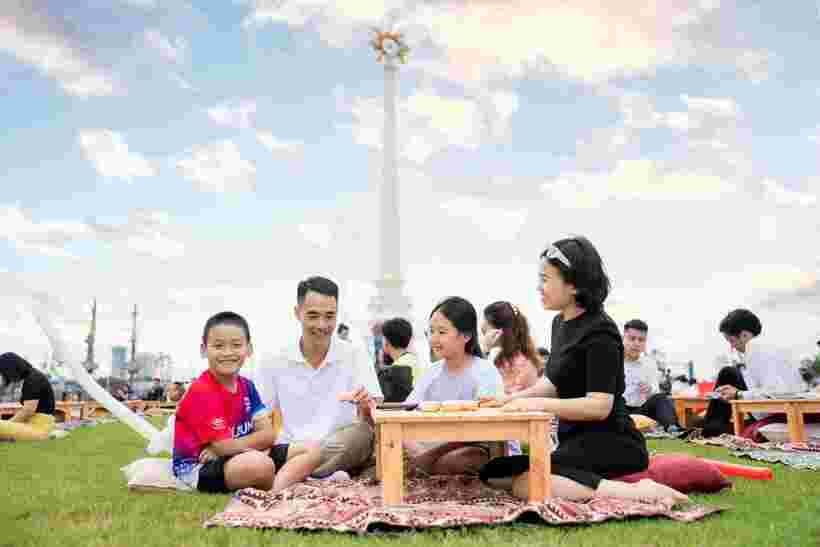 Hơn 5.000 khách mời vỡ òa cảm xúc trước cam kết “chăm sóc trọn đời” của Vinhomes - 12