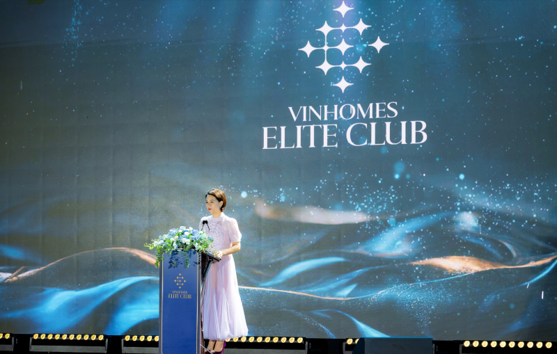 Hơn 5.000 khách mời vỡ òa cảm xúc trước cam kết “chăm sóc trọn đời” của Vinhomes - 2