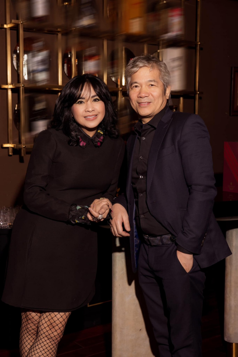 Thanh Lam và bác sĩ Tiến Hùng tổ chức lễ dạm ngõ vào tháng 6/2021 và từ đó gọi nhau là vợ - chồng.