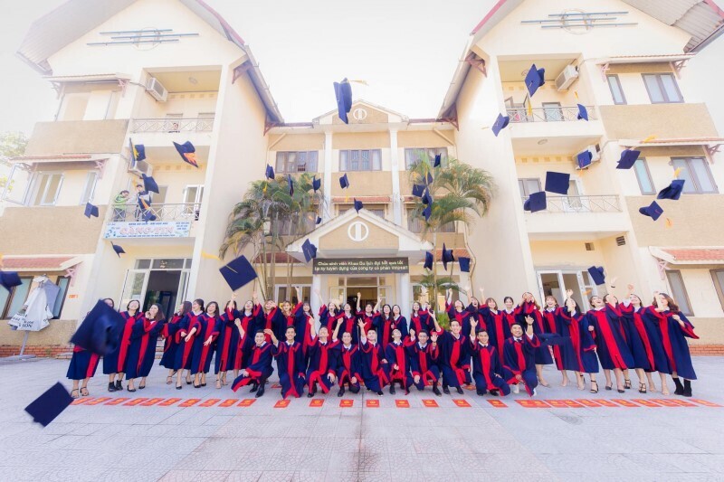 Trường Du lịch - Đại học Huế.