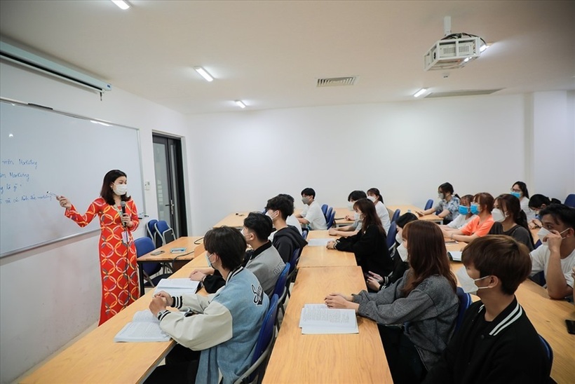 Từ 1/6, tiêu chuẩn, điều kiện xét thăng hạng giảng viên đại học. Ảnh minh họa