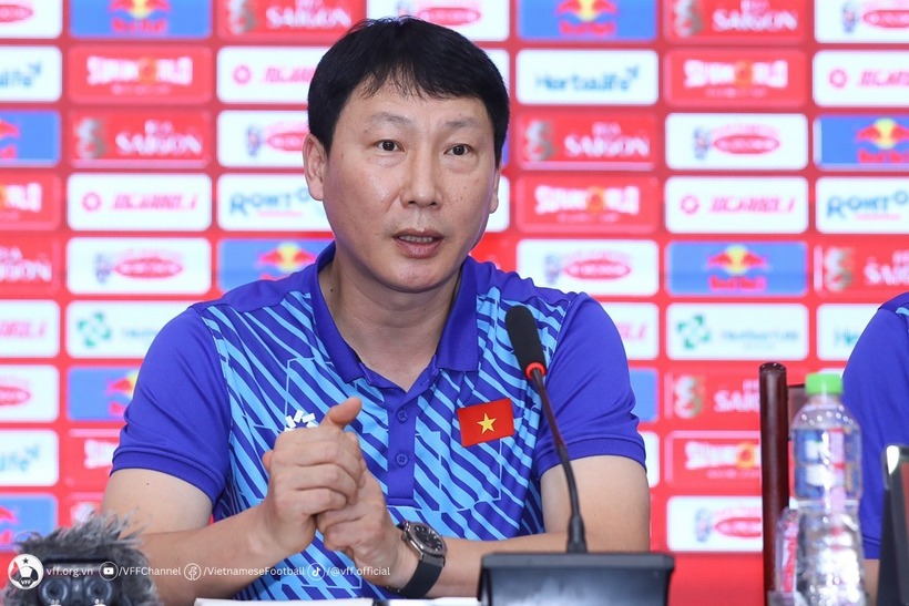 Tân HLV trưởng của đội tuyển Việt Nam ông Kim Sang Sik. Ảnh: VFF.