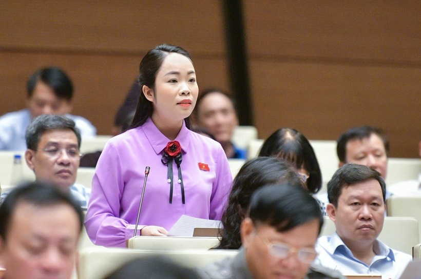 ĐBQH Triệu Thị Huyền.